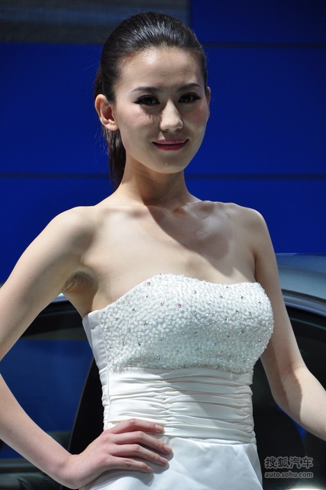 床上的女体生活未剪辑